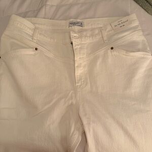 Abercrombie & Fitch Cream High-Rise Jeans